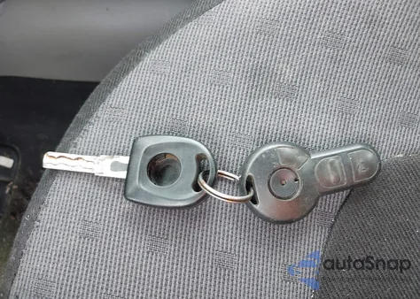 1998 Volkswagen New Beetle из США, поврежденный, VIN 3VWBB61C6WM050600